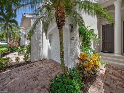 Aviano Naples Florida Condos for Sale