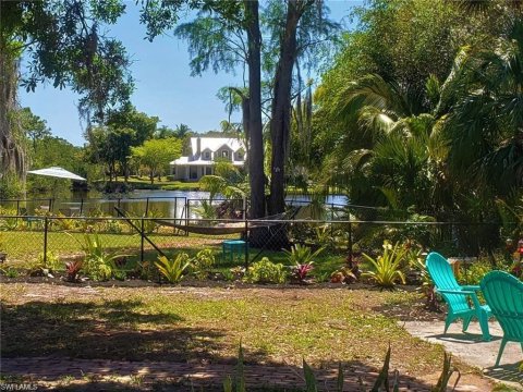 Bayshore Park Naples Real Estate