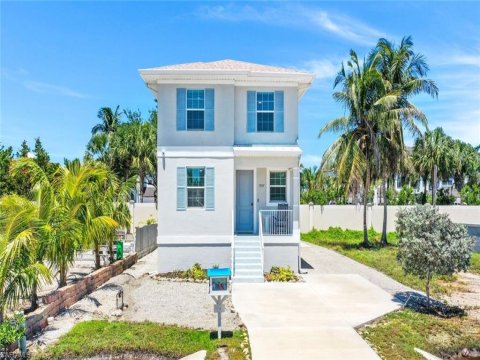 Bayview Naples Florida Homes for Sale