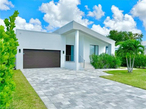 Bayview Park Naples Real Estate