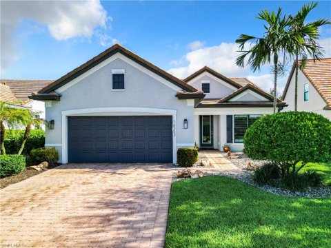 Camden Lakes Naples Real Estate