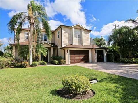 Coachman Glen Naples Real Estate