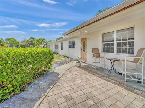 Coconut Grove Naples Florida Homes for Sale