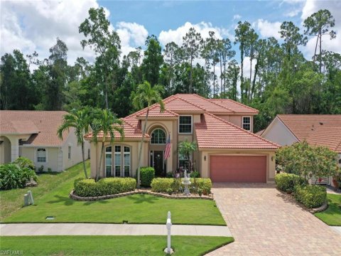 Crown Pointe Naples Real Estate