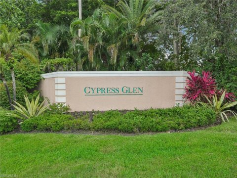 Cypress Glen Naples Real Estate