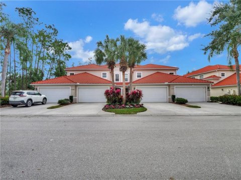 Cypress Woods Golf And Country Club Naples Real Estate: 15 Condos for Sale