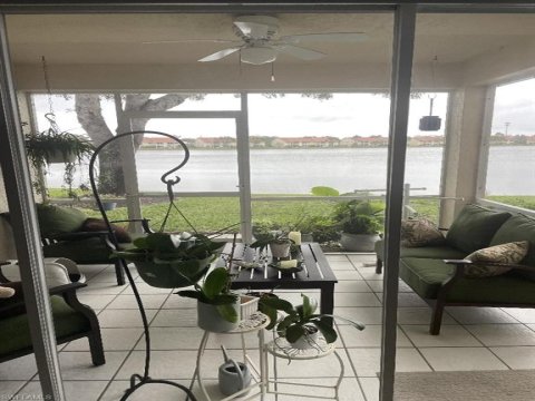 Emerald Lakes Naples Florida Condos for Sale