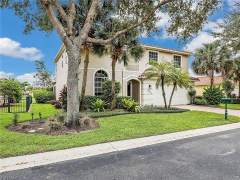 Forest Park Naples Real Estate