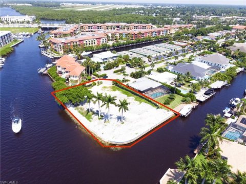 Golden Shores Naples Real Estate