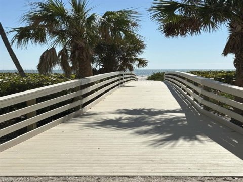 Gulfside Place Sanibel Real Estate