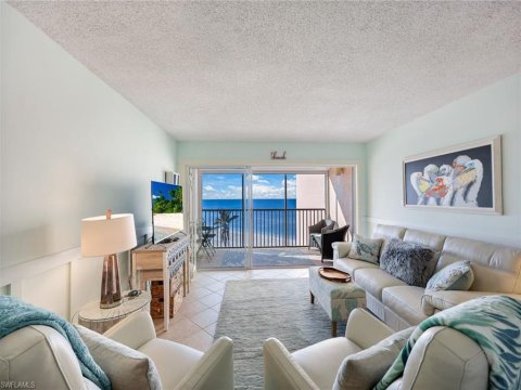 Hickory Pointe Bonita Springs Florida Condos for Sale