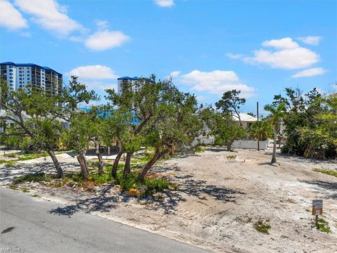 Hyde Park Fort Myers Beach Florida Land for Sale