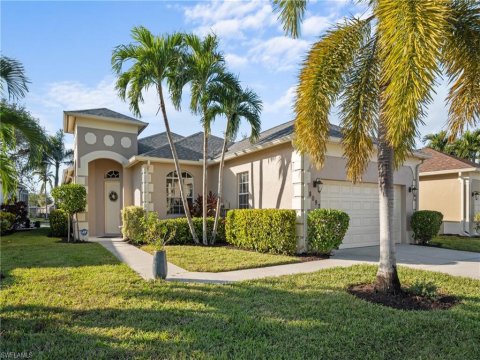 Ibis Cove Naples Real Estate