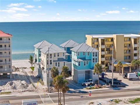 Key West Courtyards Fort Myers Beach Real Estate