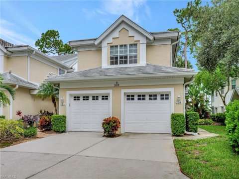 Kings Lake Naples Florida Condos for Sale