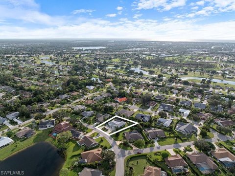 Kings Lake Naples Florida Homes for Sale