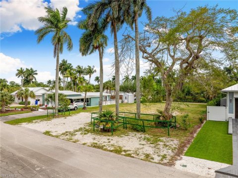 Lake Park Naples Florida Land for Sale