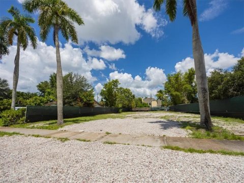 Lake Park Naples Florida Land for Sale