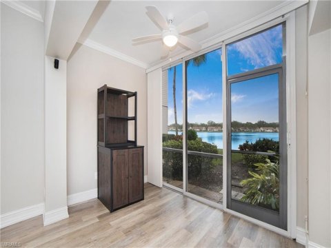 Lakeside Naples Florida Condos for Sale