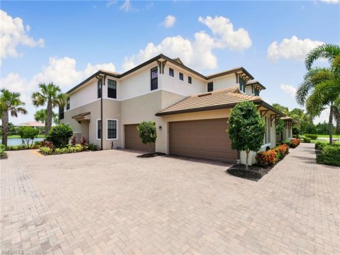 Lamorada Naples Florida Condos for Sale