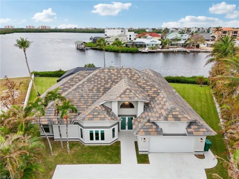 Little Hickory Shores Bonita Springs Florida Real Estate