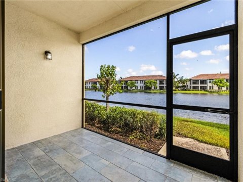 Livingston Lakes Naples Florida Real Estate