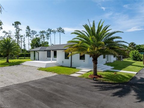 Livingston Woods Naples Florida Real Estate