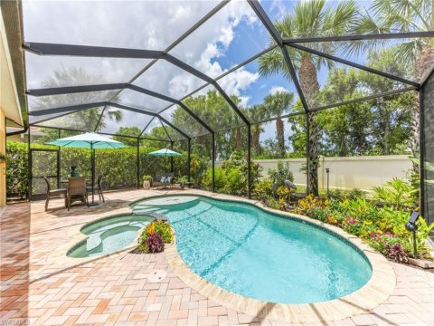 Manchester Square Naples Florida Homes for Sale