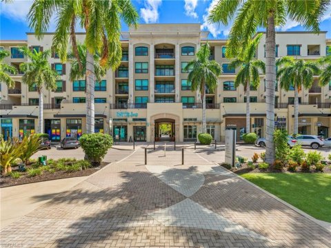 Mercato Naples Florida Real Estate