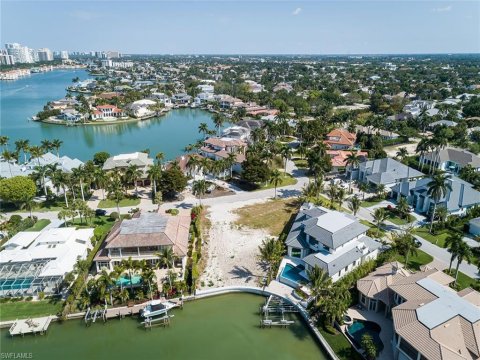 Moorings Naples Florida Real Estate