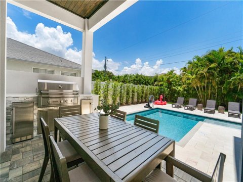 Naples Park Naples Real Estate