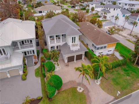 Naples Park Real Estate