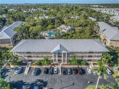 Naples Sandpiper Bay Club Naples Real Estate