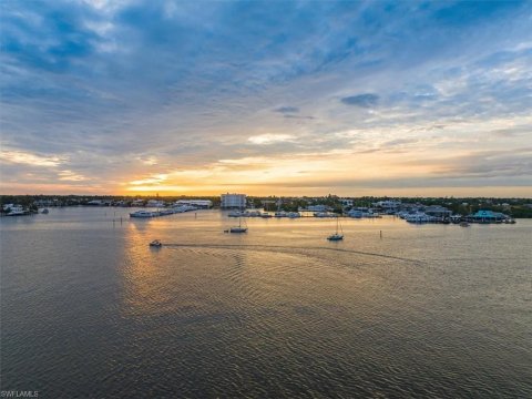 Oyster Bay Naples Florida Condos for Sale