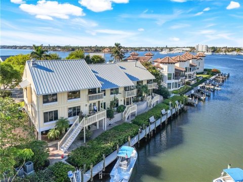 Oyster Bay Naples Florida Condos for Sale