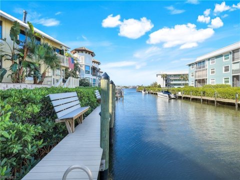 Oyster Bay Naples Florida Condos for Sale