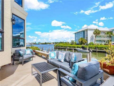 Oyster Bay Naples Real Estate