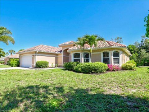 Paradise Woods Bonita Springs Real Estate