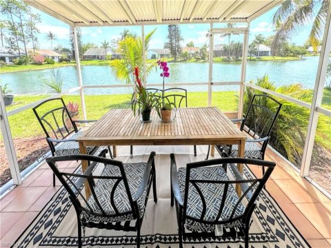 Queens Park Naples Florida Homes for Sale