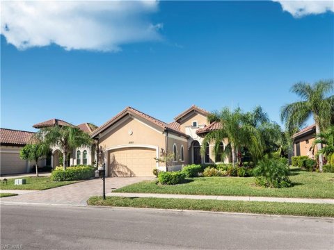 Secoya Reserve Naples Real Estate