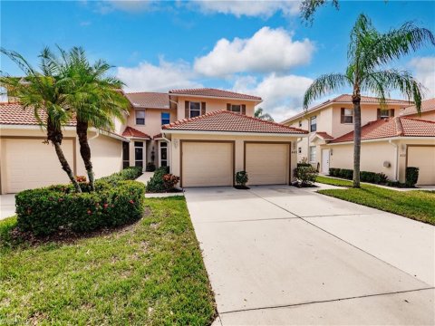 Sherwood Naples Real Estate