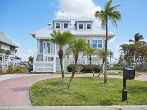 Siesta Isles Fort Myers Beach Florida Homes for Sale