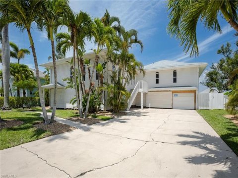 Siesta Isles Fort Myers Beach Florida Real Estate