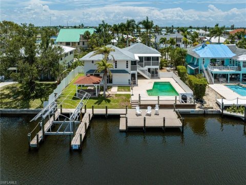 Siesta Isles Fort Myers Beach Florida Real Estate