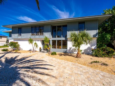 The Dunes Sanibel Island Real Estate