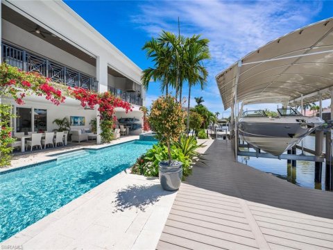 Vanderbilt Beach Naples Florida Real Estate