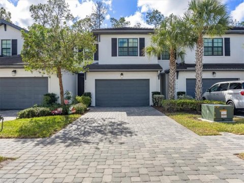 Vanderbilt Reserve Naples Florida Real Estate